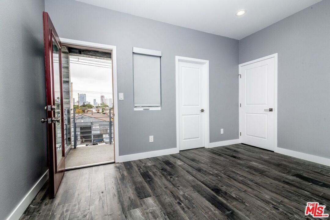 1623 S New Hampshire Ave - Photo 7 of 15