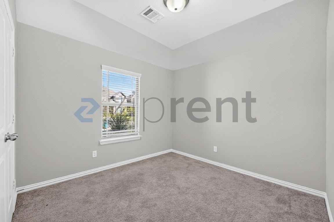880 Rosebud Trl - Photo 6 of 31