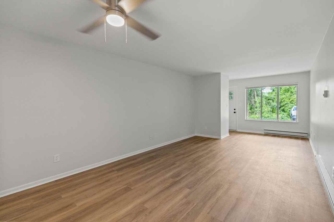 Milford Village Flats - Photo 4 of 36