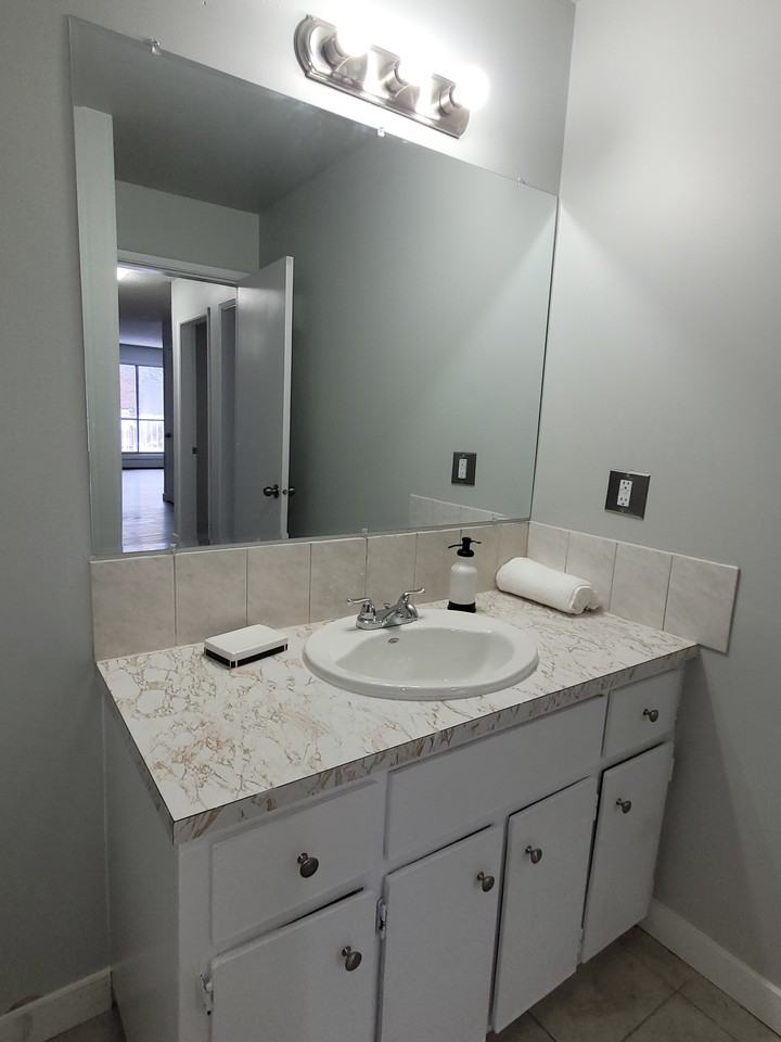 Rosewood - Photo 7 of 31