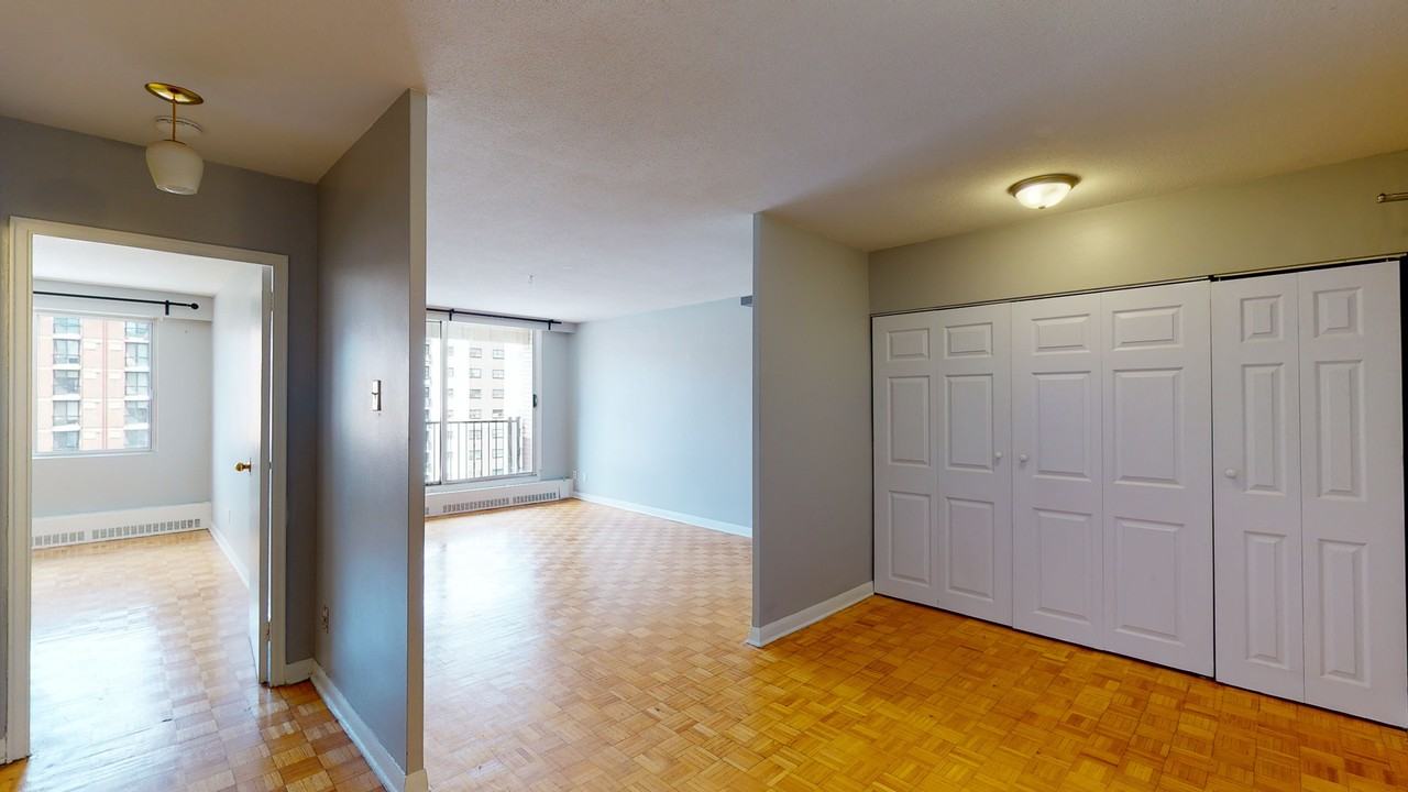Enfield Apartments - Photo 5 of 37