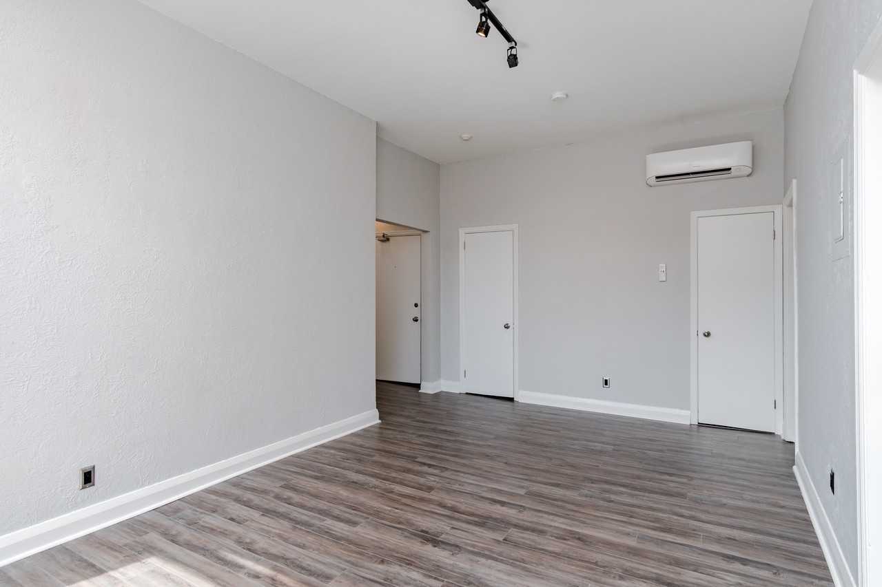 89 Princess Street - Photo 2 of 11