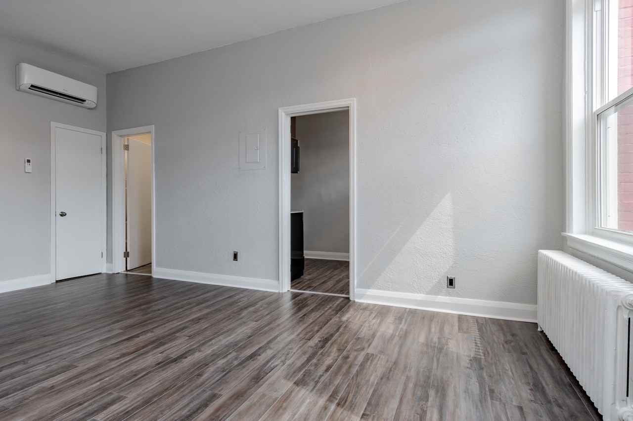 89 Princess Street - Photo 4 of 11