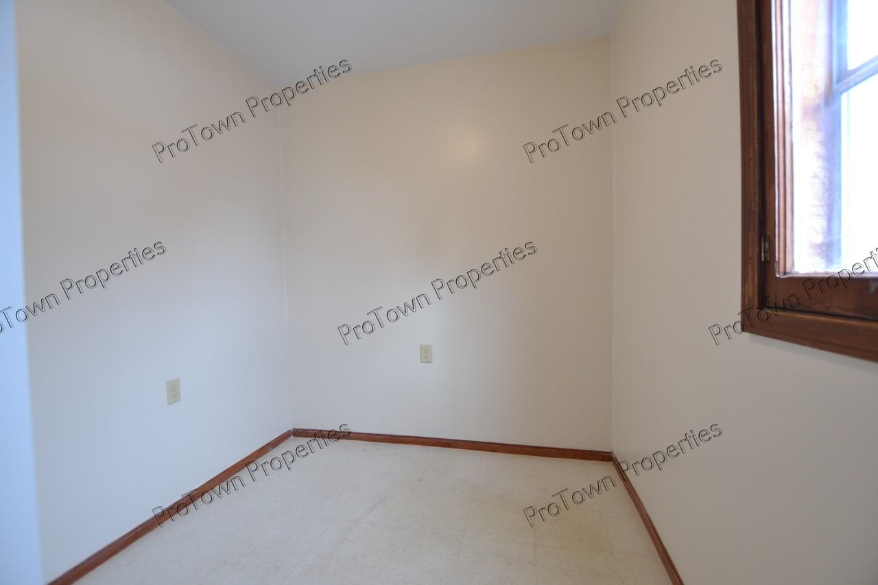116 South Briggs Street - Photo 2 of 8