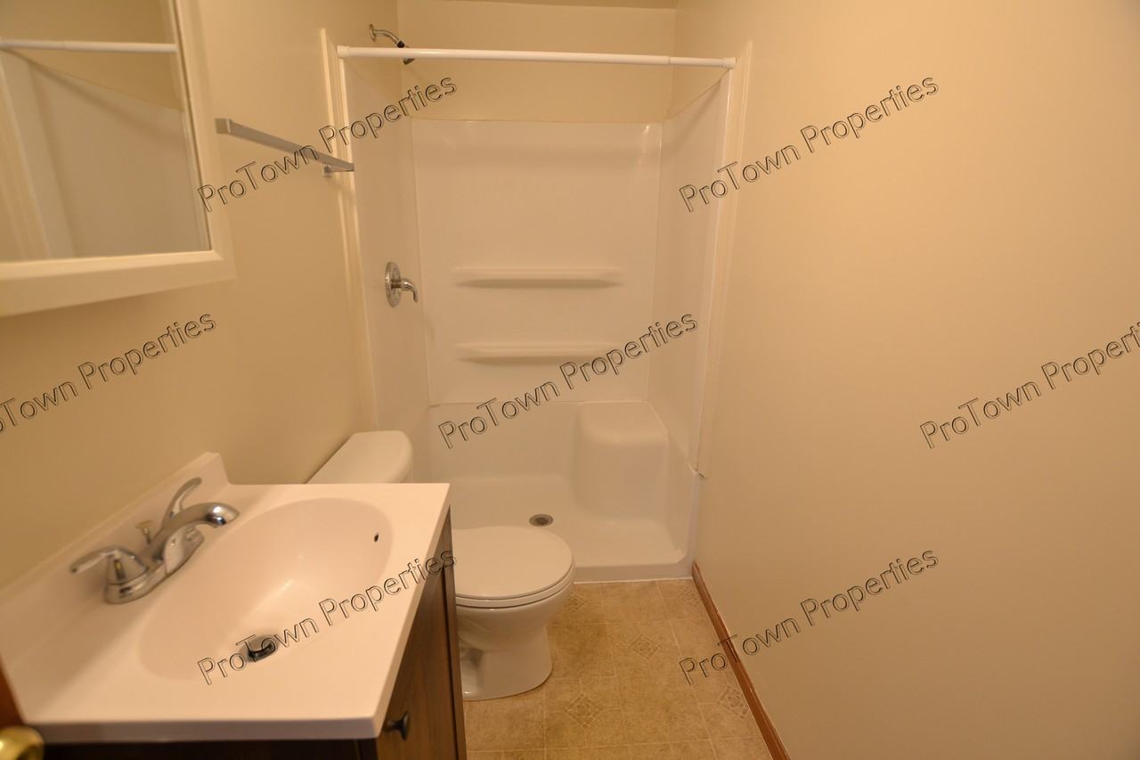 116 South Briggs Street - Photo 3 of 8