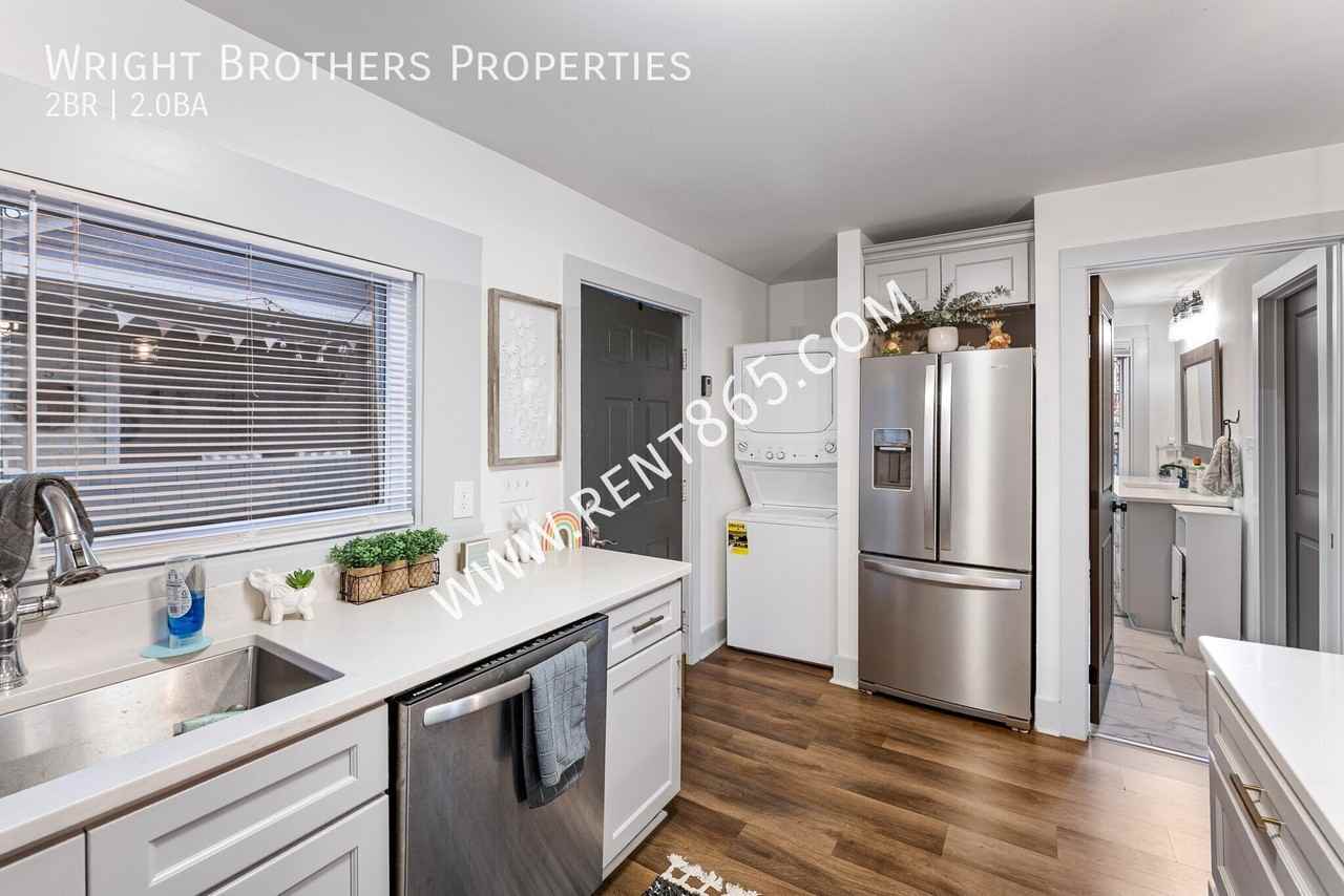 1415 Highland Ave #8 - Photo 2 of 11