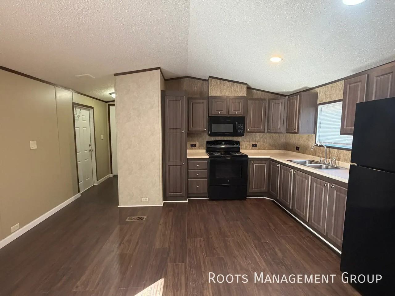 335 Whitetail Cir #117 - Photo 2 of 9