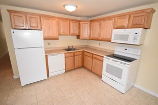 Reservoir Manor- 10 - Photo 1 of 1