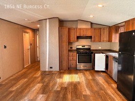 1854 Ne Burgess Ct - Photo 1 of 1