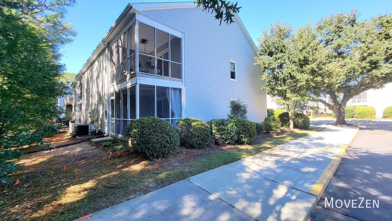 2738 S 17th St - Photo 3 of 42