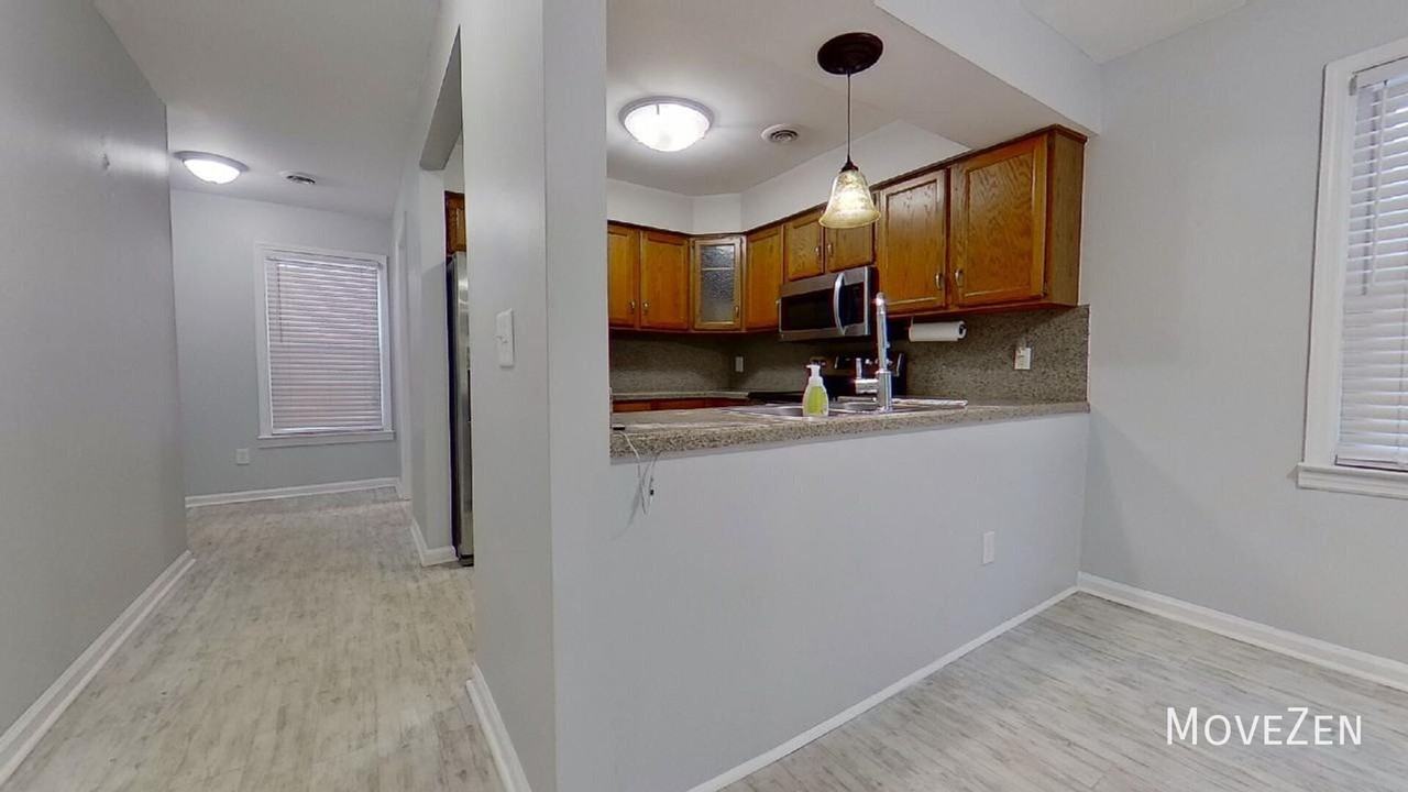 2738 S 17th St - Photo 4 of 42