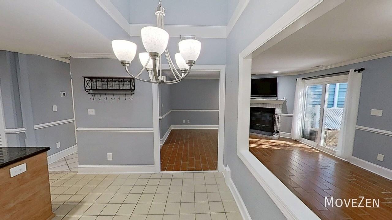 7605 Wellesley Park N - Photo 3 of 50