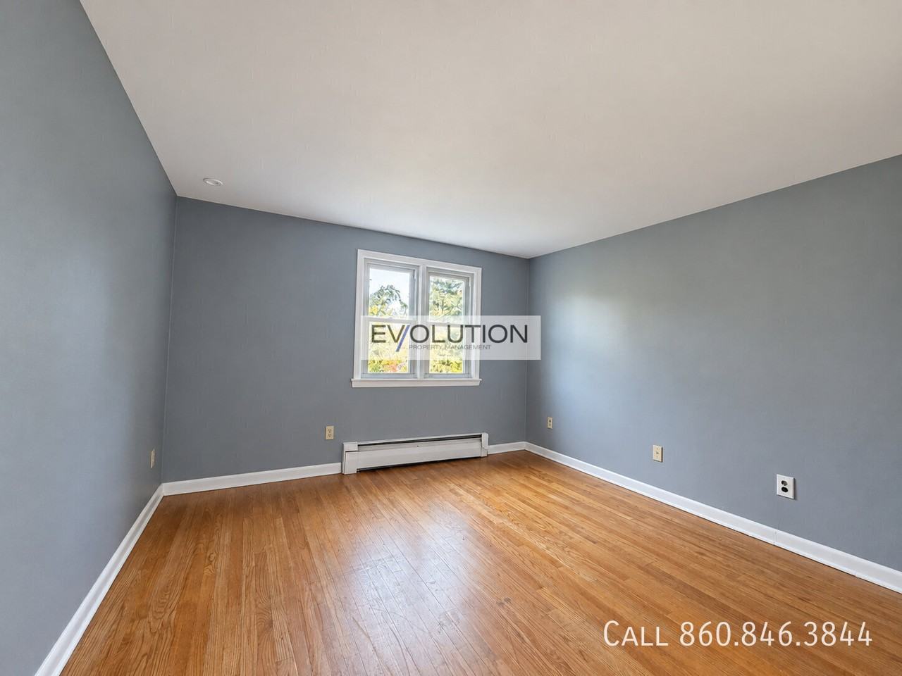 16 Atkins St #4 - Photo 5 of 10