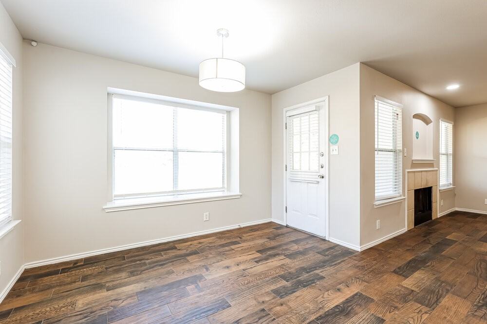 5019 Crestwood Hill Dr - Photo 6 of 17