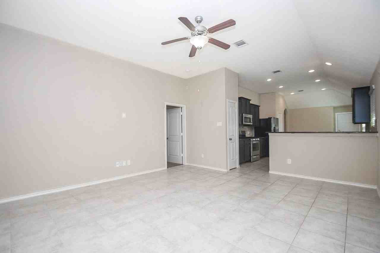 3411 Atherton Ridge Ln - Photo 3 of 21