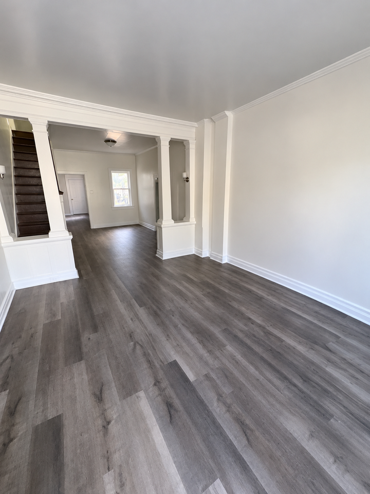 535 S Queen St - Photo 2 of 19