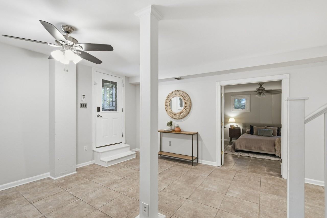 868 Moreland Ave Se #2 - Photo 3 of 14