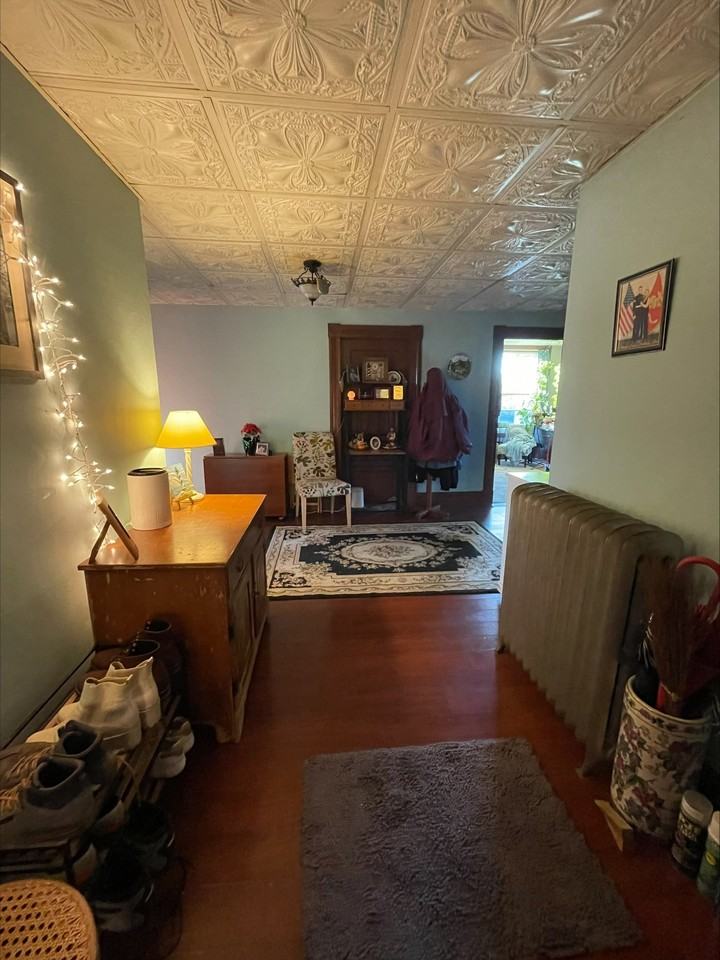 34 Broad St #2 - Photo 2 of 18