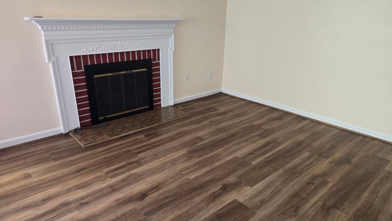 18606 Phoebe Way - Photo 4 of 14