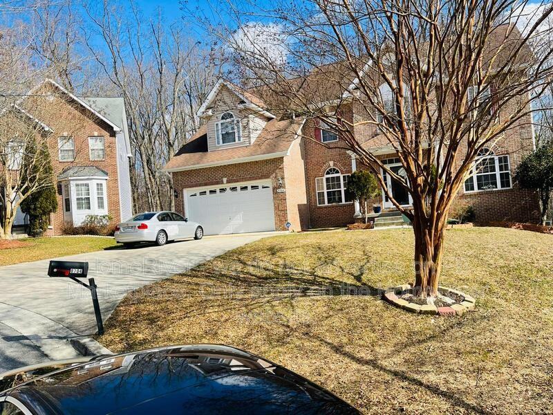8704 Ashby Ct - Photo 3 of 49