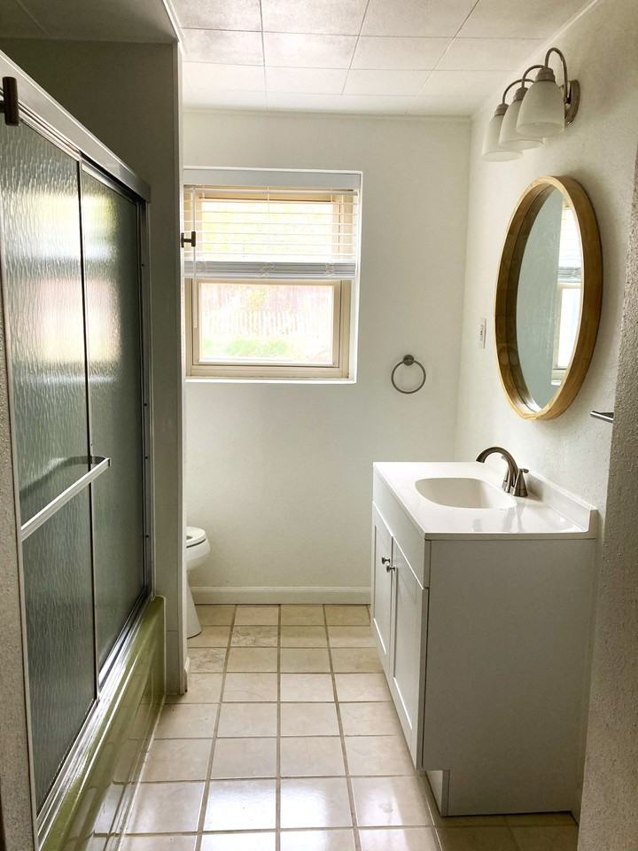 825 Timber Ln - Photo 6 of 19