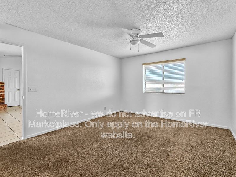 3381 Amberwood Ave - Photo 6 of 18