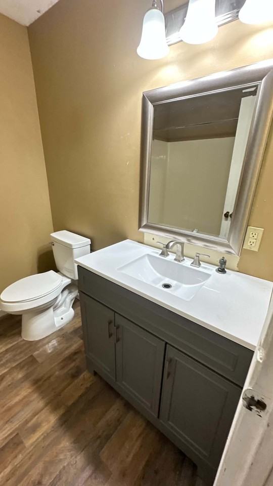 828 Tanner St - Photo 7 of 8