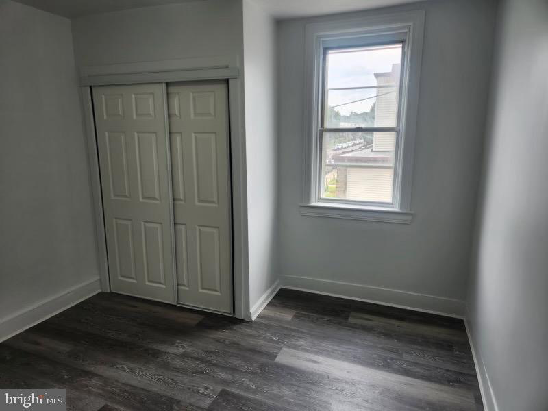 1803 Bridge St - Photo 7 of 11