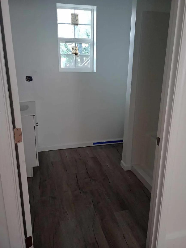 300 Columbia St #1 - Photo 2 of 5