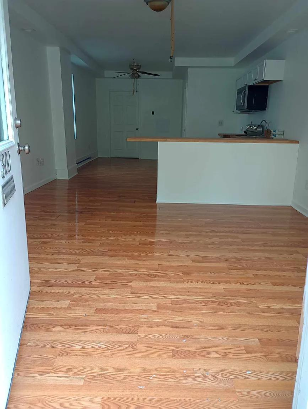 300 Columbia St #1 - Photo 3 of 5