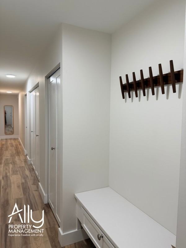 511 1st St N #201 - Photo 3 of 13