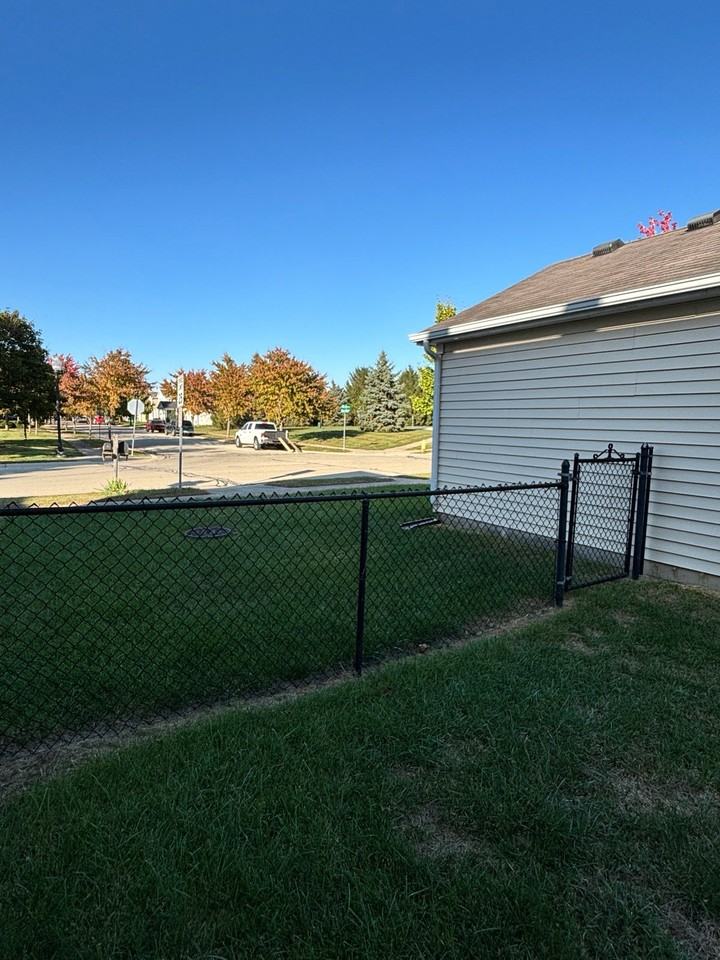 12167 Belfry Dr - Photo 3 of 22