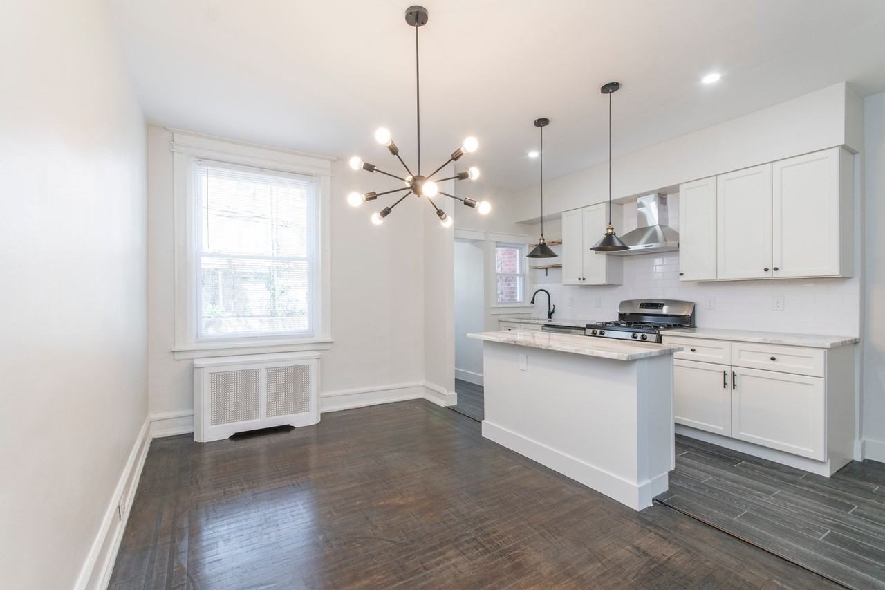 5745 Hunter St - Photo 2 of 16