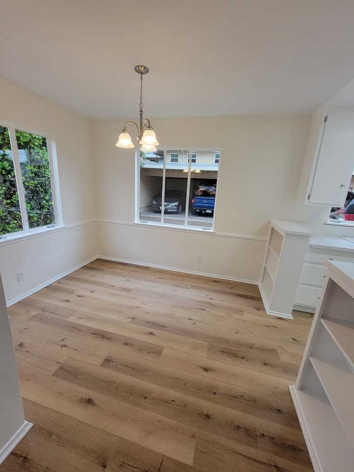 13654 Wyandotte St #654W - Photo 4 of 16