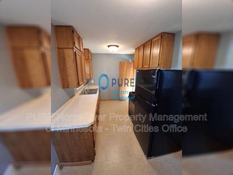 793 Lake St - Photo 7 of 20