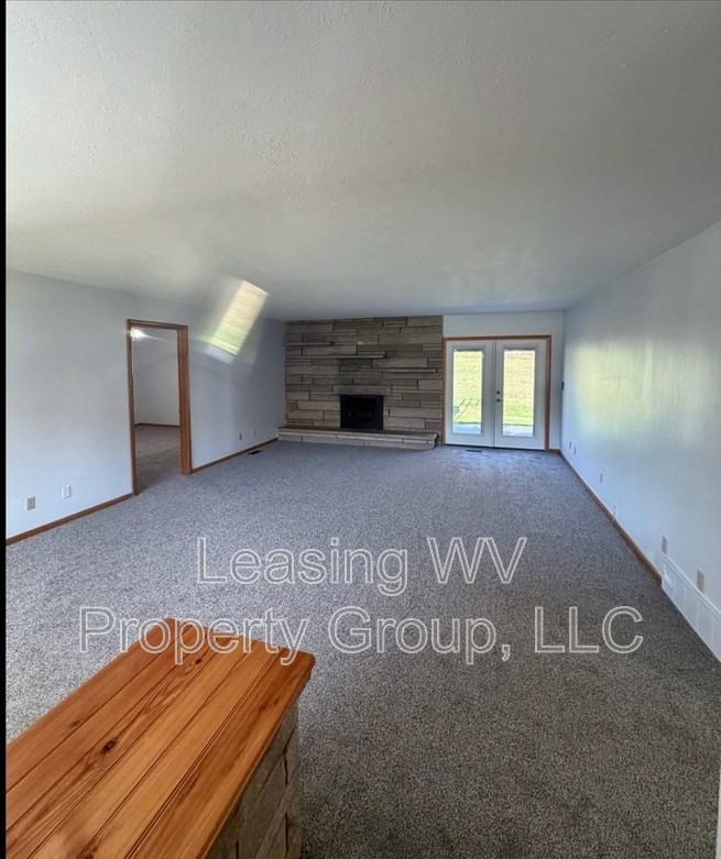 5222 Big Tyler Rd #B - Photo 5 of 17