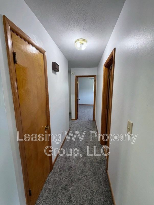 5222 Big Tyler Rd #B - Photo 6 of 17