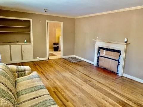 1432 S Madison St - Photo 2 of 7