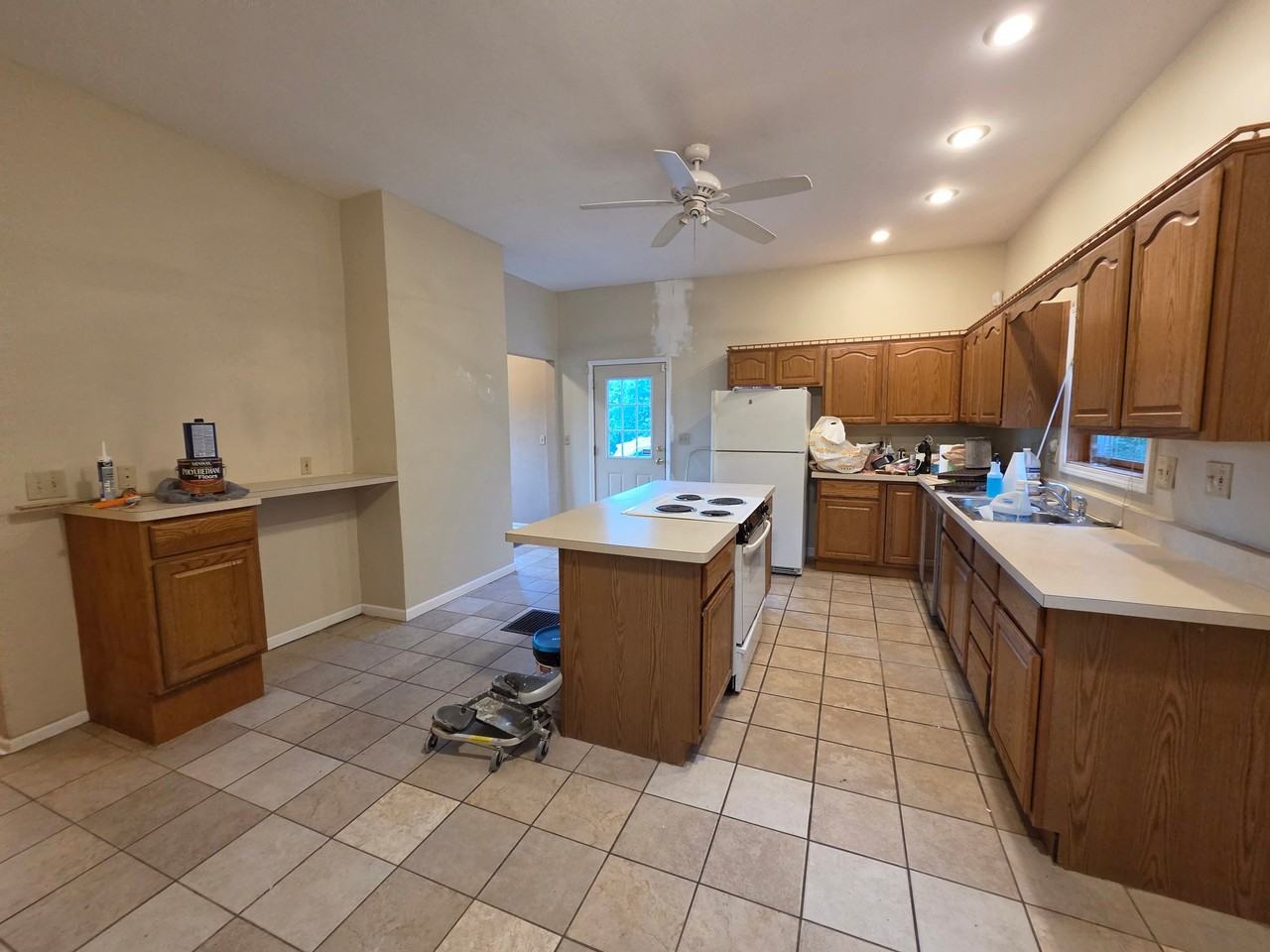 516 Tafel St - Photo 2 of 15
