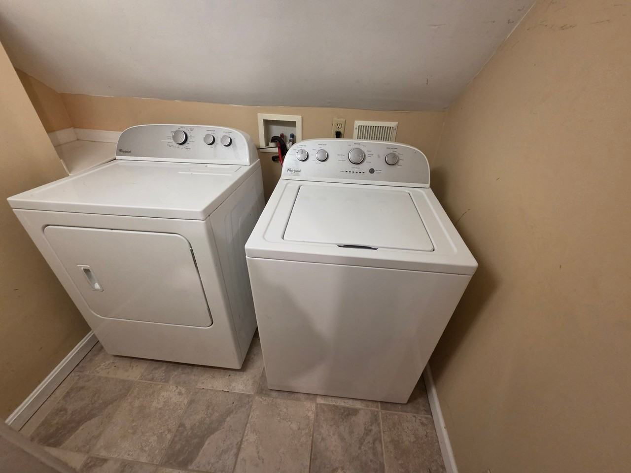 516 Tafel St - Photo 7 of 15