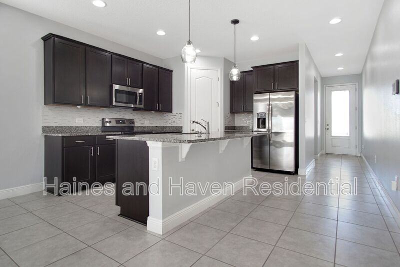 5627 Western Sun Dr - Photo 6 of 40