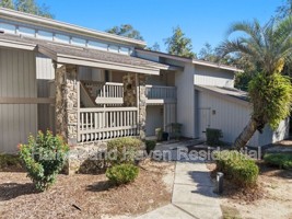 featured image of 3353 Camelot Dr