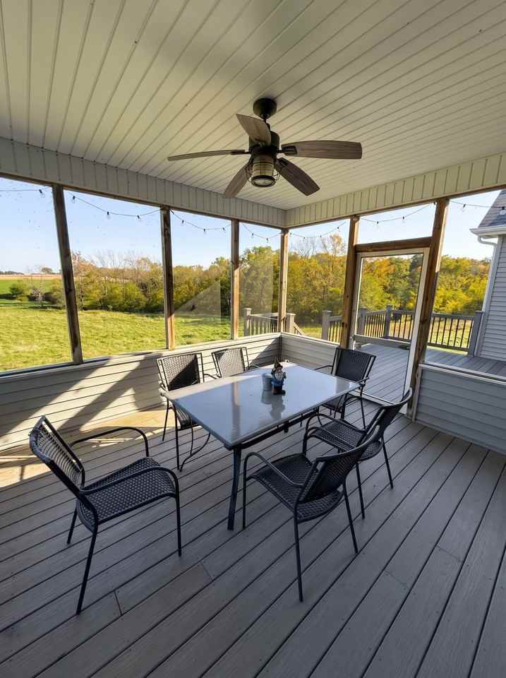 21901 Woodland Meadows Ln - Photo 4 of 11