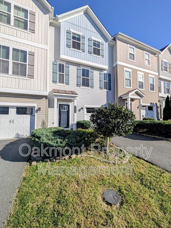 1322 Hudgins Farm Cir