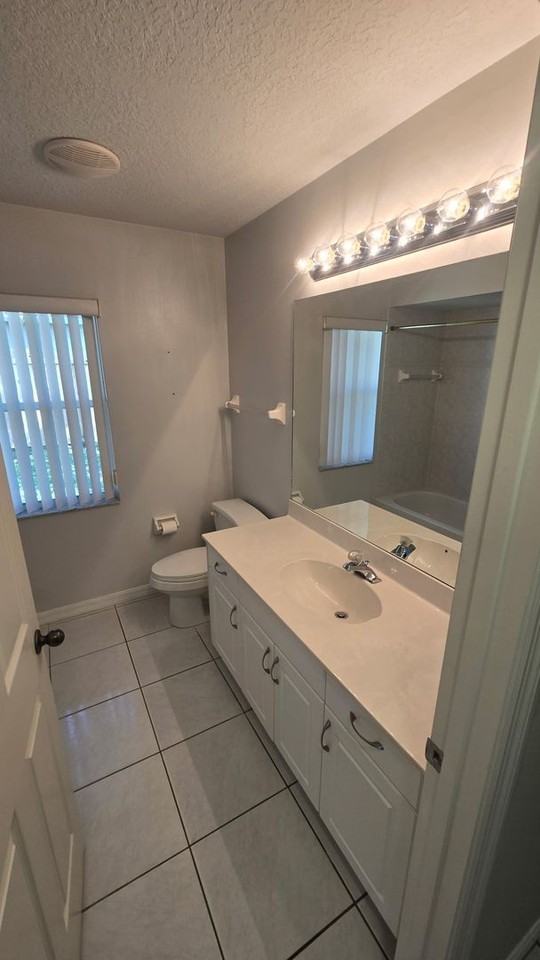 5105 Walton Ave - Photo 6 of 20