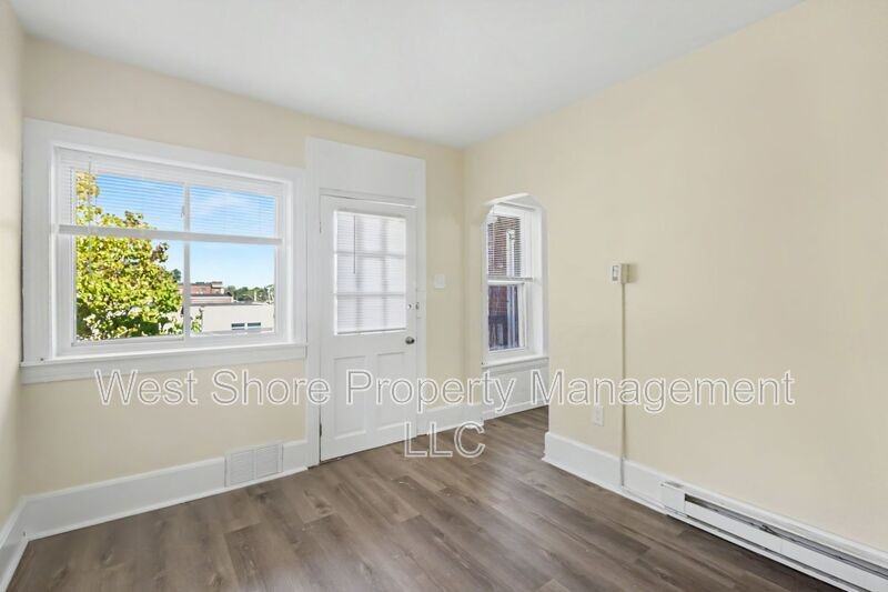 403 Market St #3 - Photo 5 of 13