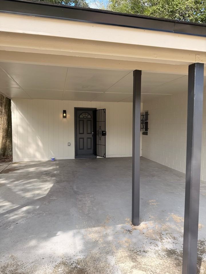 1512 Hernandes Dr - Photo 4 of 20