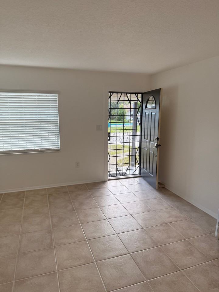 1512 Hernandes Dr - Photo 6 of 20