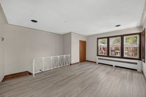 featured image of 3967 Fillmore St