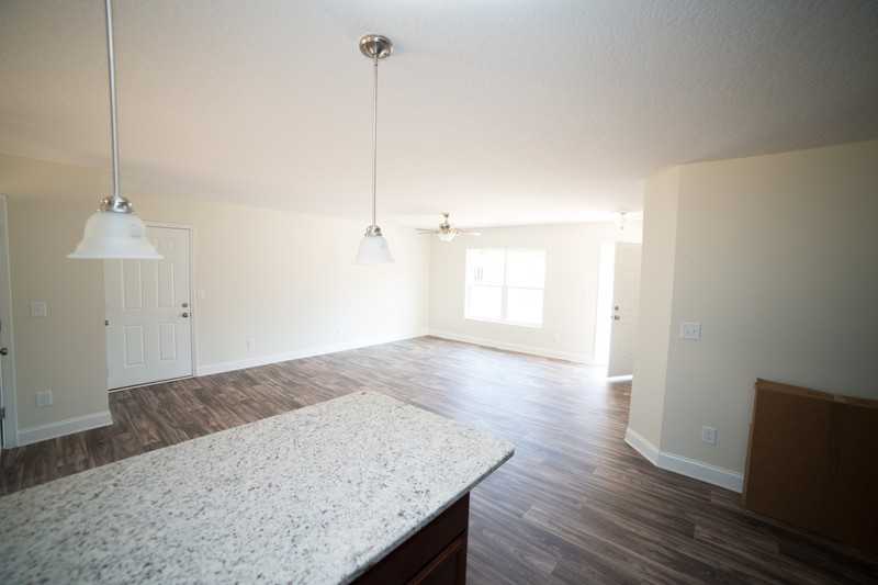10 Chaney Ln - Photo 4 of 12